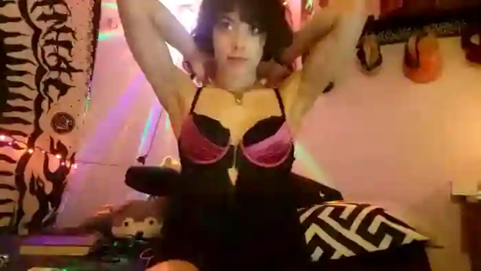 2025/06/06/chaturbate-nobunny_owenz-06-53-11
