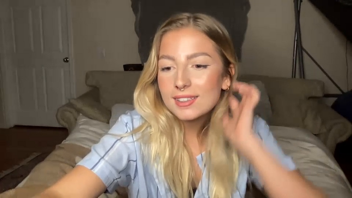 official_ellieanne