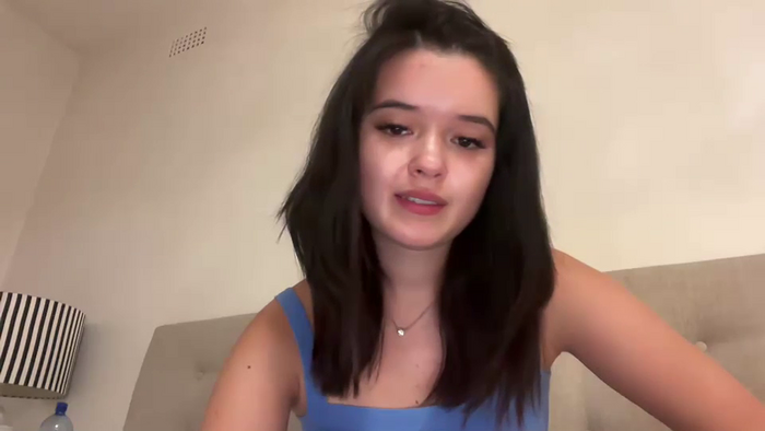 sarah_heart_aus