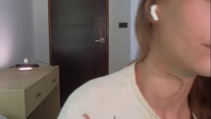 _demi_dee_