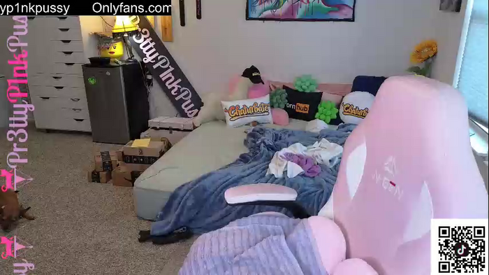pr3ttyp1nkpussy