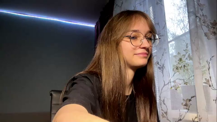 hollisconnett