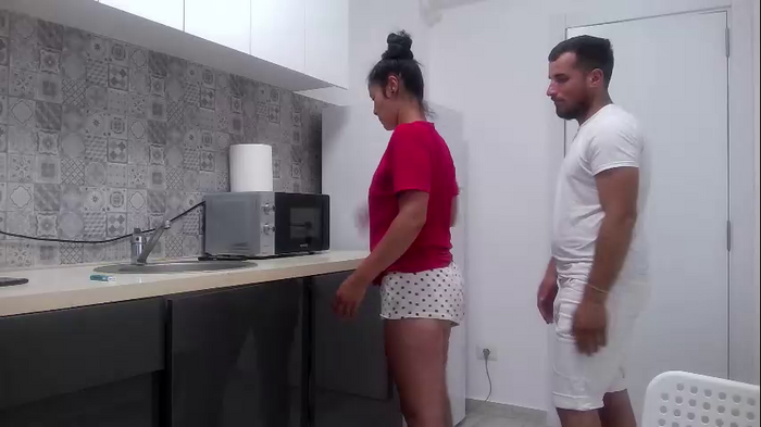 maya_and_guests