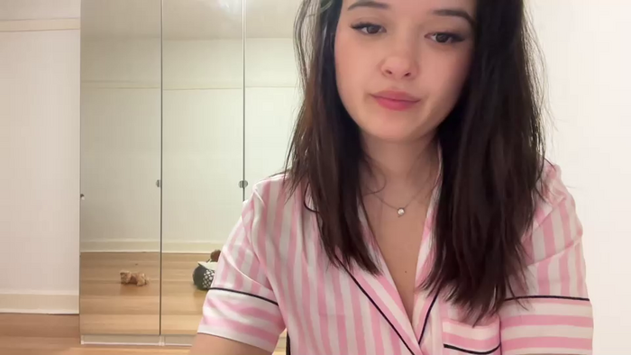 sarah_heart_aus