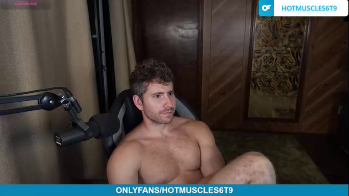 hotmuscles6t9