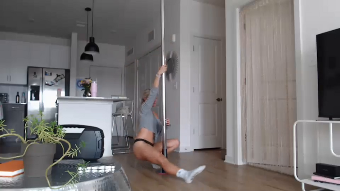 lilyyymonroee