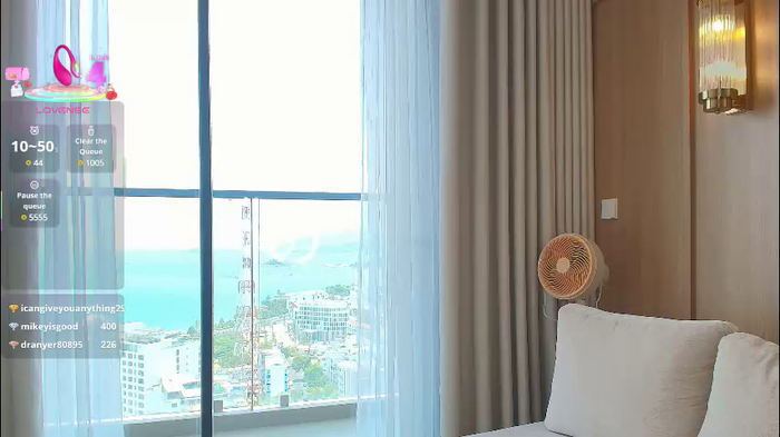 mina_moons