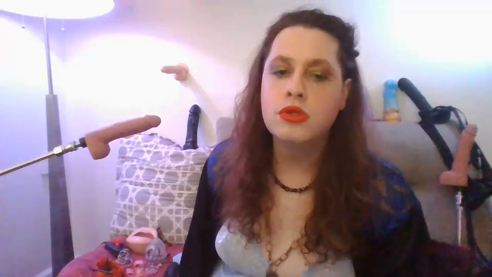 mxsissycharlotte