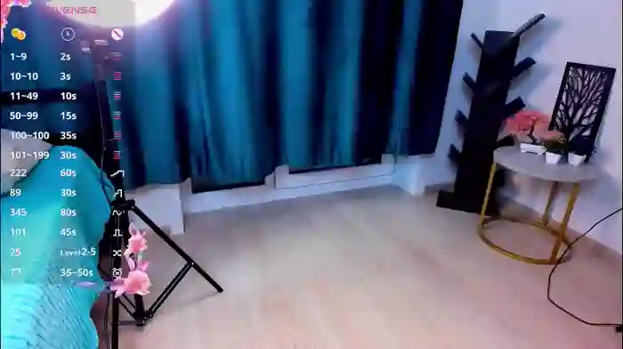 2025/08/08/chaturbate-_curlydream_-08-24-52
