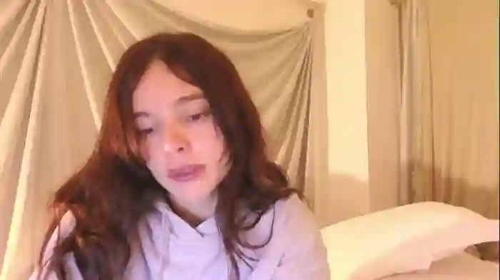 2025/08/08/chaturbate-kendalltyler-00-44-34