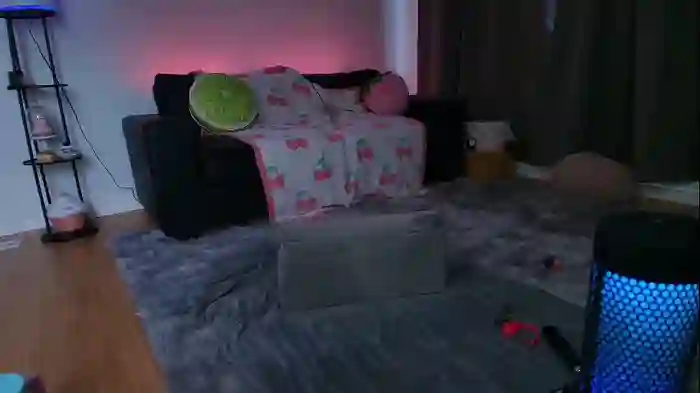 2025/08/08/chaturbate-skyewatson-21-33-33