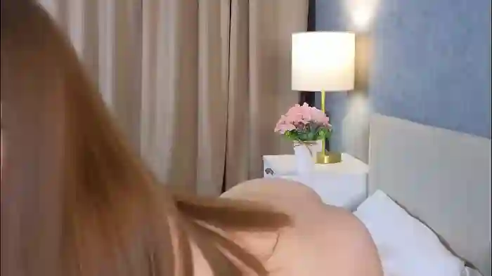 2025/08/08/chaturbate-sweetymolli-20-56-01