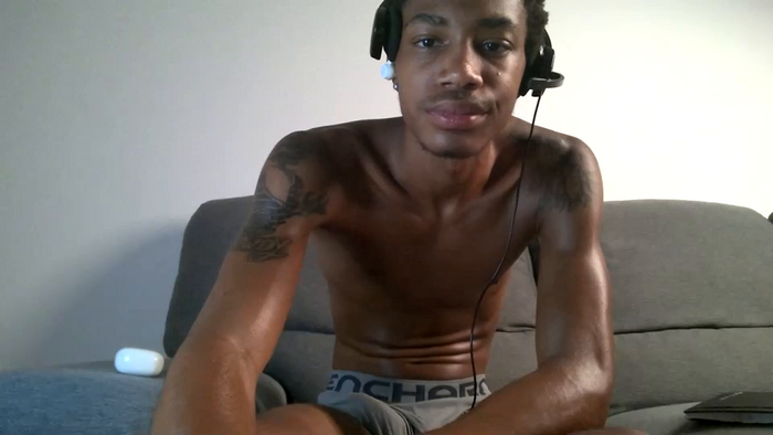 blackbulltitus