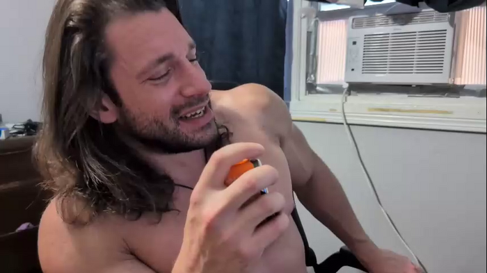 pizza_biceps