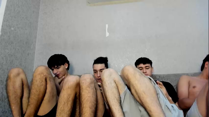 pelusos_mens