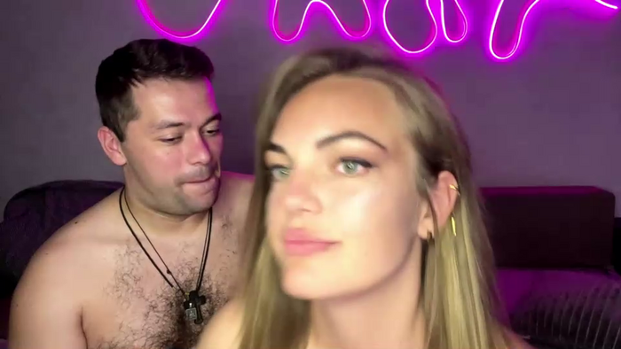 deeplookscouple