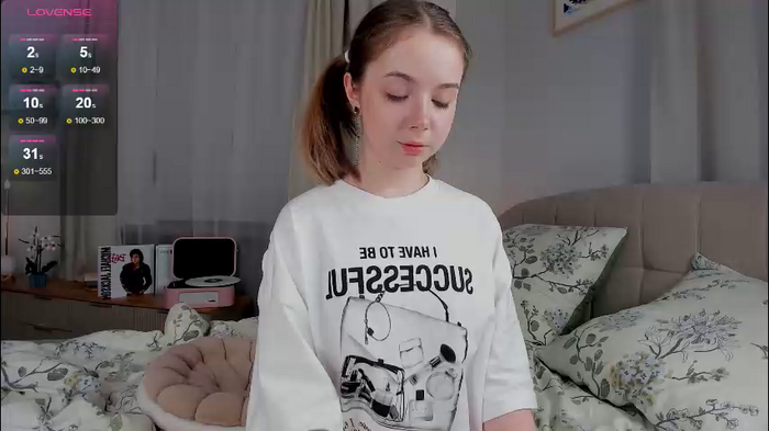 darklycurious