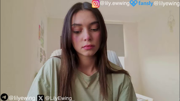 lilyewing_