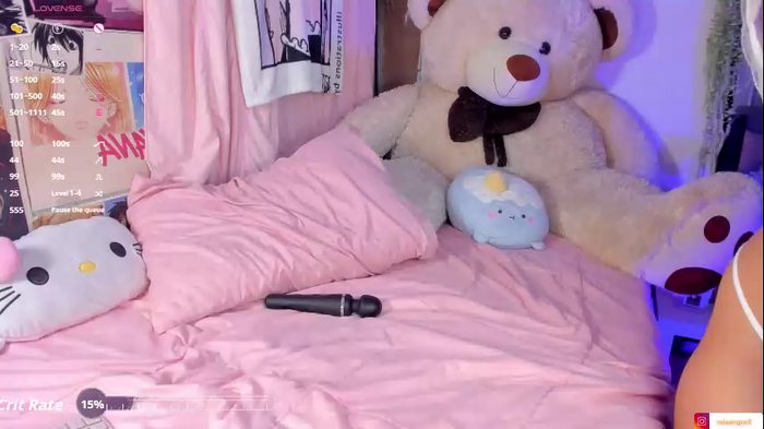 mia_angeel_