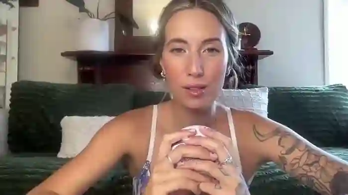 2025/08/13/chaturbate-taylorslittlekingdom-02-58-59
