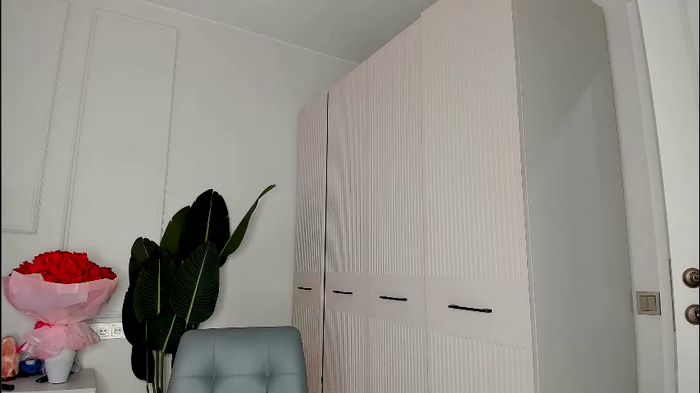 xxx_leila