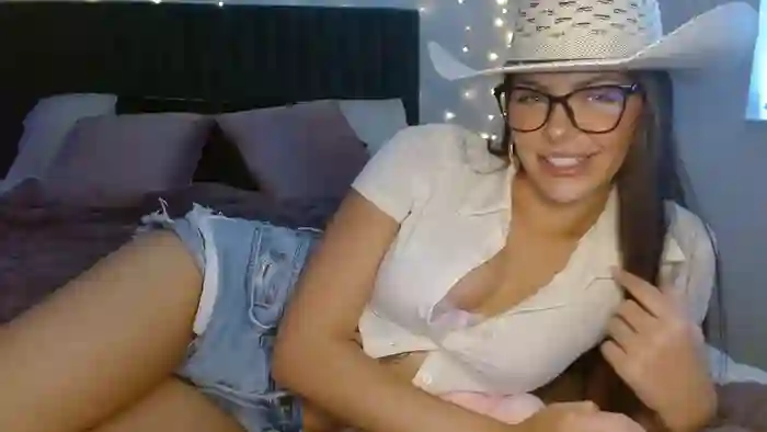 2025/08/14/chaturbate-indy_xx-20-47-00