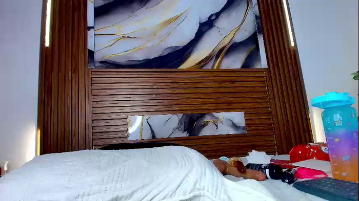 emiliqueen28