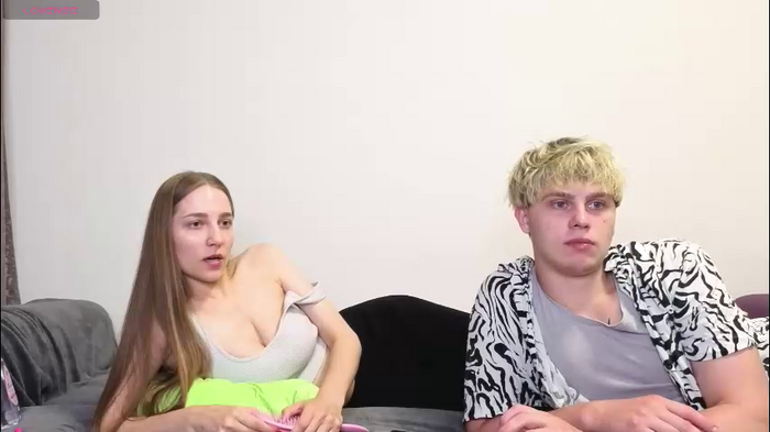 emily_and_ilumi