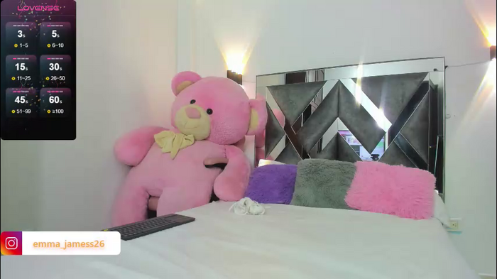 emma_jamess