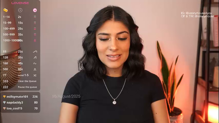 valeryrhouse_