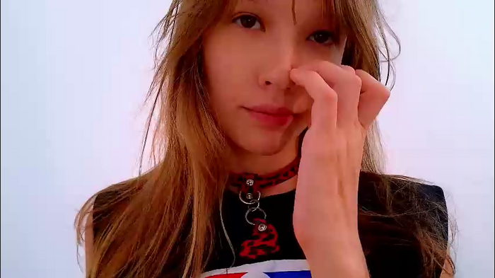 _demi_dee_