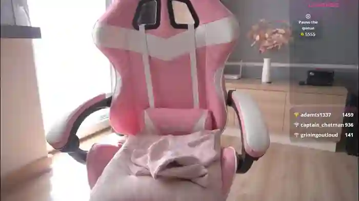 2025/08/19/chaturbate-iamwendy7-14-22-10