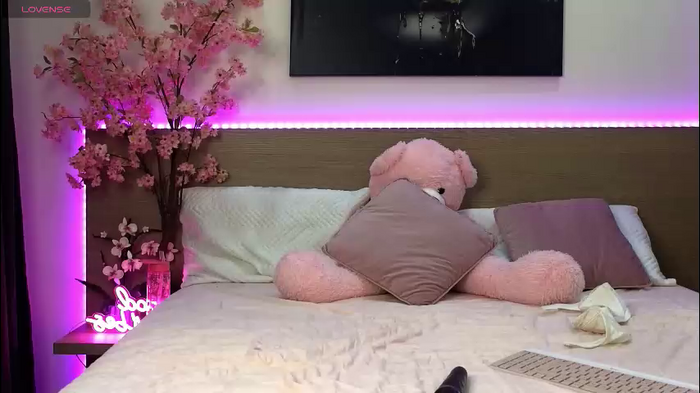 anexxblondie