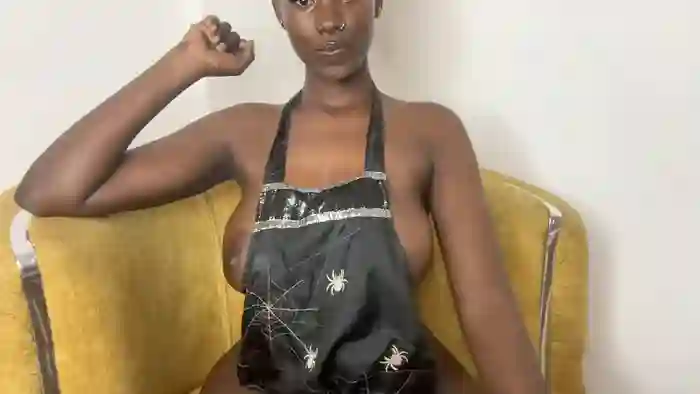 2025/08/21/chaturbate-betty_fire_-15-21-41