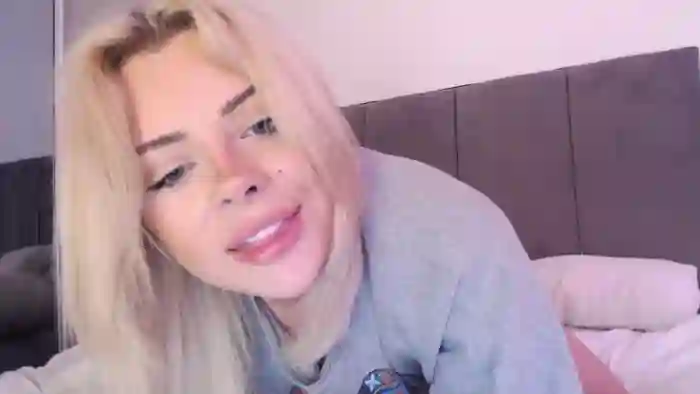 2025/08/22/chaturbate-transaubrey-22-27-05