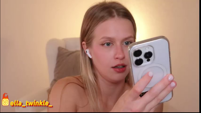 ella_twinkle