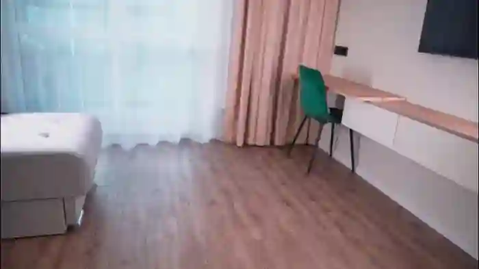 2025/08/23/chaturbate-kissmesloww-14-46-55