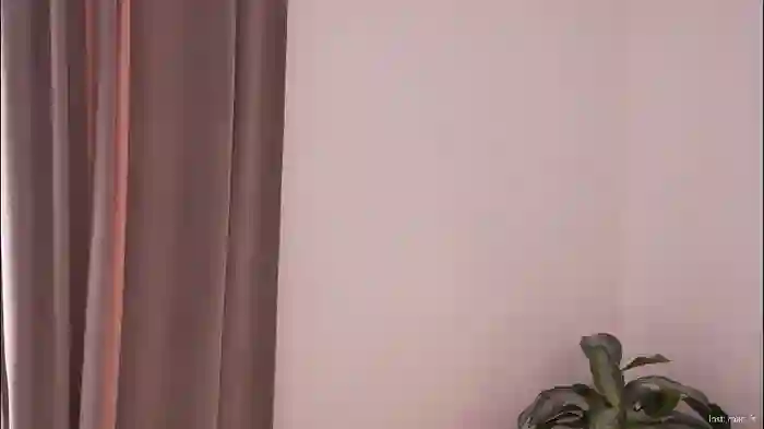 2025/08/28/chaturbate-alissa_wxw-10-44-39