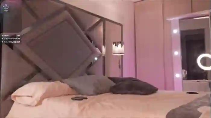 2025/08/28/chaturbate-niiaa01-04-59-26