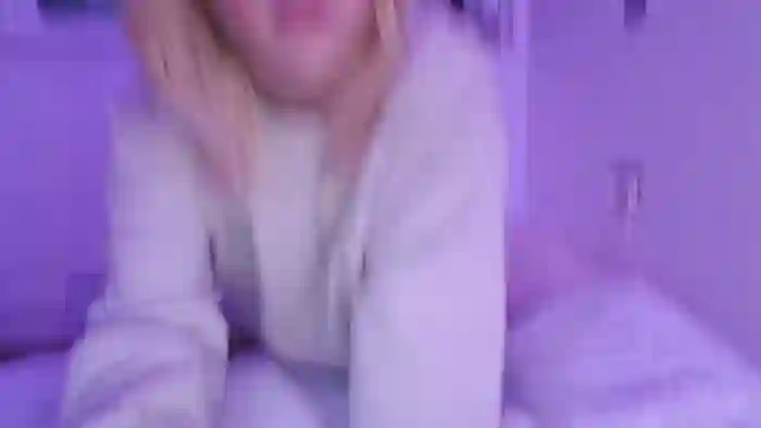 2025/08/28/chaturbate-transaubrey-19-47-42