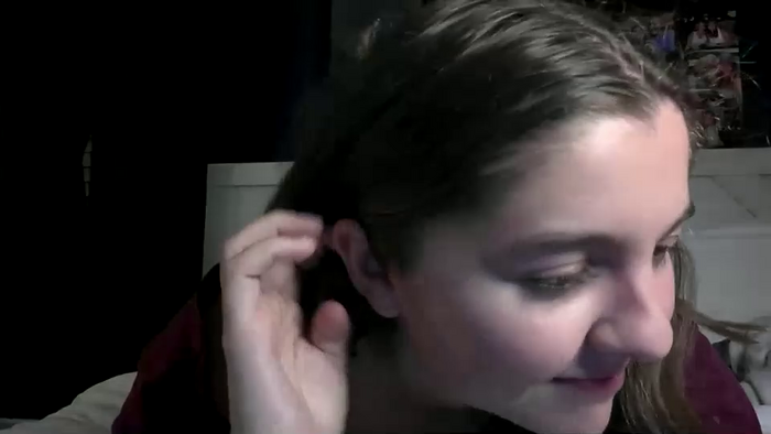 brunettebaby040