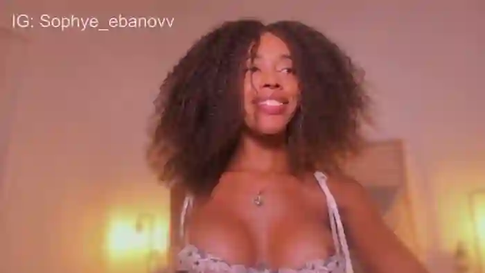 2025/08/29/chaturbate-sophye_ebanov-11-50-02