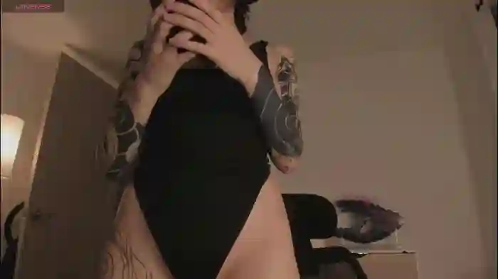 2025/08/30/chaturbate-midori__san-14-22-36