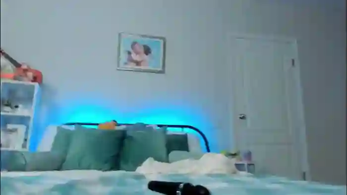 2025/08/30/chaturbate-zoey_lane-05-59-20