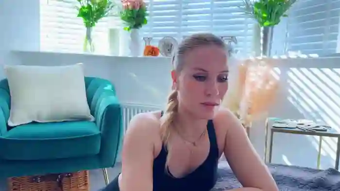 2025/08/31/chaturbate-myassistant-15-37-32