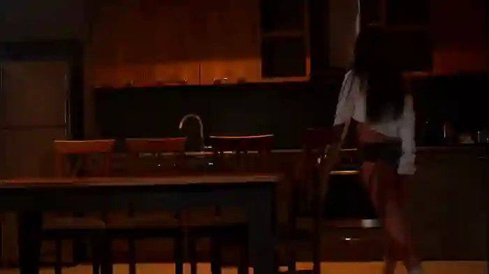 2025/09/04/chaturbate-shiningstarrr-21-38-19