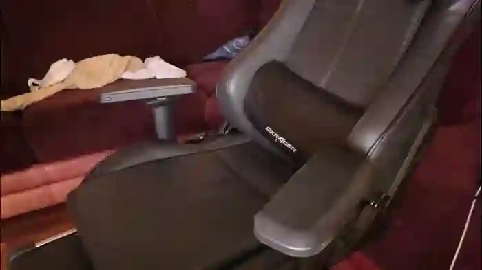 2025/09/04/chaturbate-yummyalexxx-01-20-03