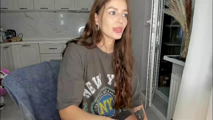 xxx_leila