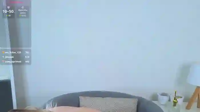 2025/09/07/chaturbate-emilyhewell-08-47-29