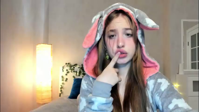 y0ung_lina18